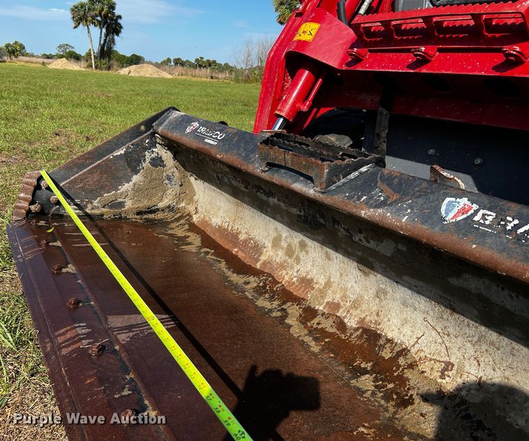 image for item MF9891 2020 Takeuchi TL8R2  tracked skid steer loader