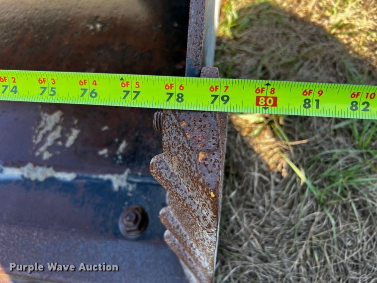 image for item MF9891 2020 Takeuchi TL8R2  tracked skid steer loader