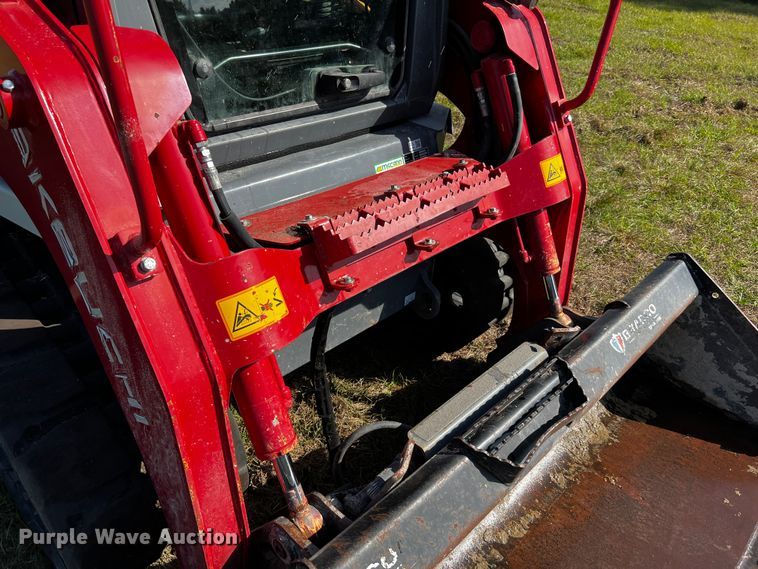 image for item MF9891 2020 Takeuchi TL8R2  tracked skid steer loader