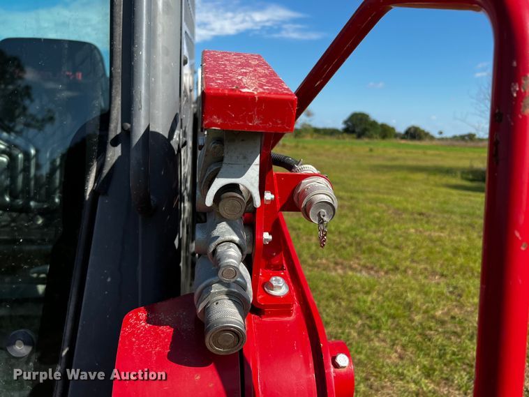 image for item MF9891 2020 Takeuchi TL8R2  tracked skid steer loader