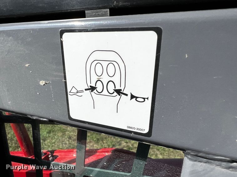 image for item MF9891 2020 Takeuchi TL8R2  tracked skid steer loader