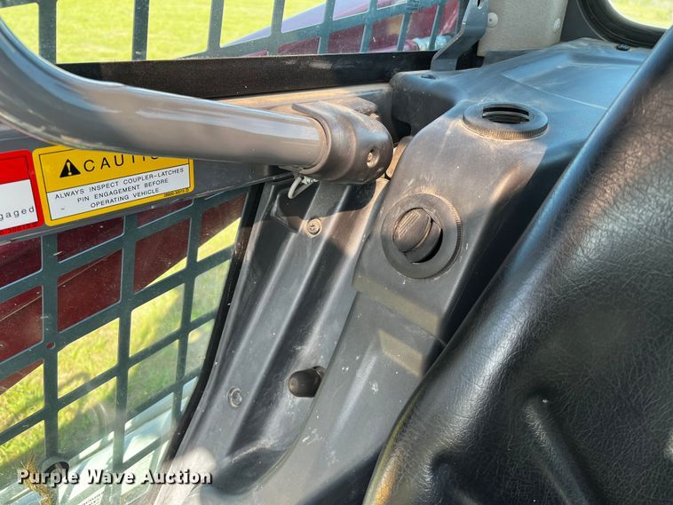 image for item MF9891 2020 Takeuchi TL8R2  tracked skid steer loader