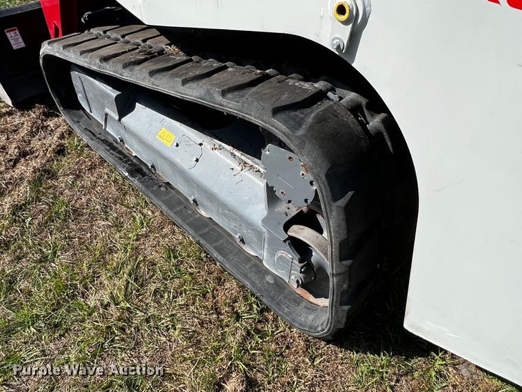image for item MF9891 2020 Takeuchi TL8R2  tracked skid steer loader