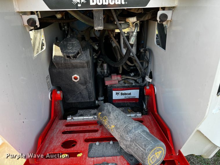 image for item MF9892 2022 Bobcat MT100  compact utility loader