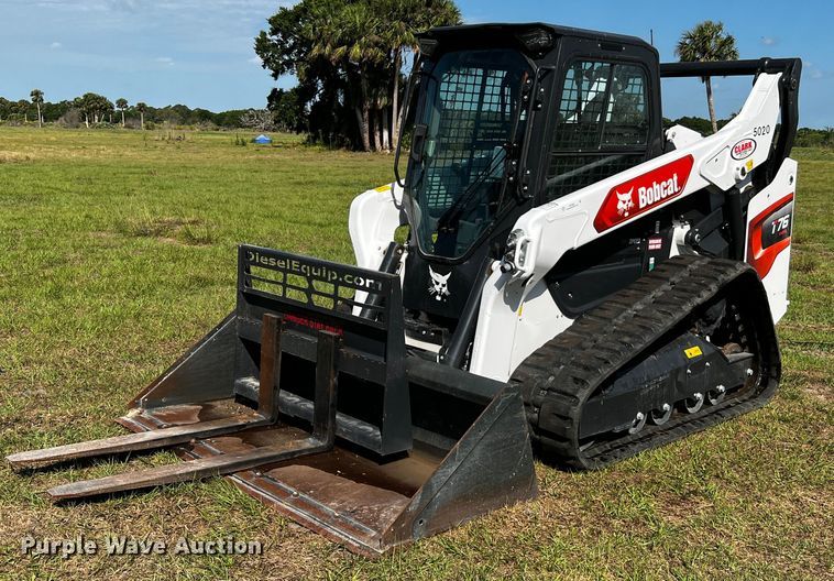 image for item MF9893 2022 Bobcat T76  tracked skid steer loader