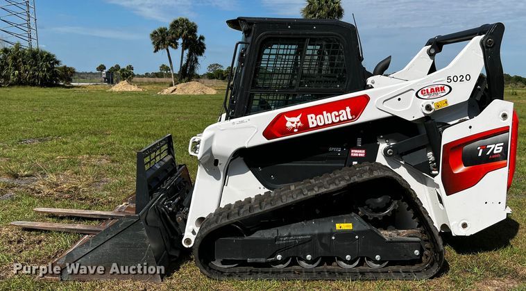 image for item MF9893 2022 Bobcat T76  tracked skid steer loader