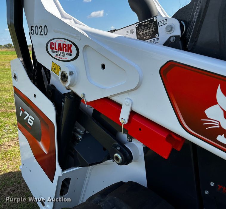 image for item MF9893 2022 Bobcat T76  tracked skid steer loader