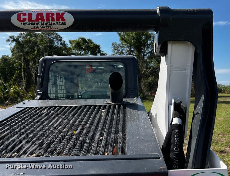 image for item MF9893 2022 Bobcat T76  tracked skid steer loader