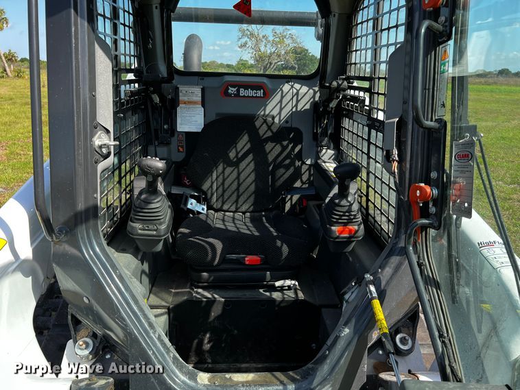 image for item MF9893 2022 Bobcat T76  tracked skid steer loader