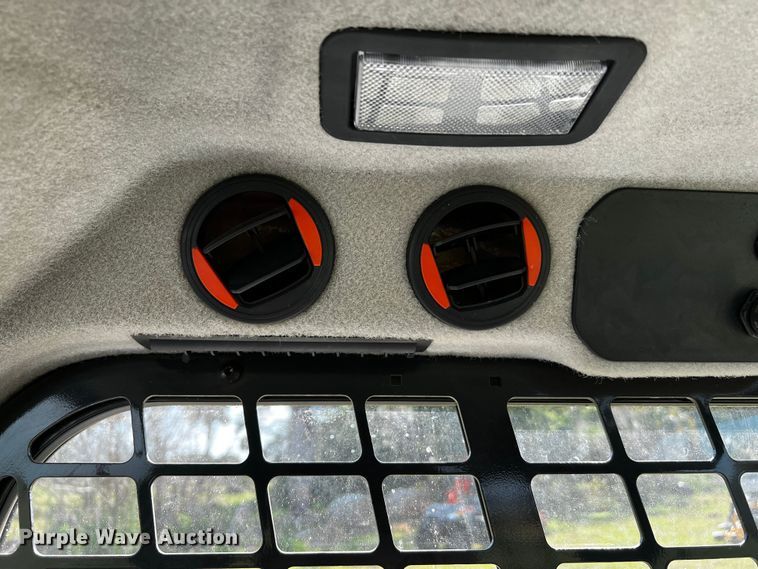 image for item MF9893 2022 Bobcat T76  tracked skid steer loader