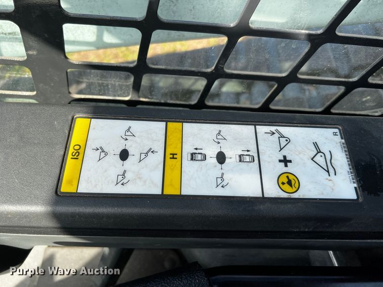 image for item MF9893 2022 Bobcat T76  tracked skid steer loader