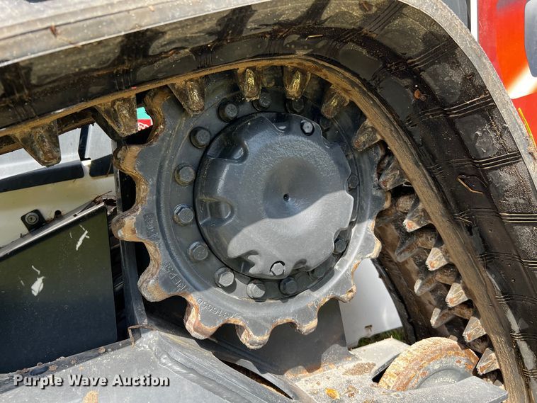 image for item MF9893 2022 Bobcat T76  tracked skid steer loader