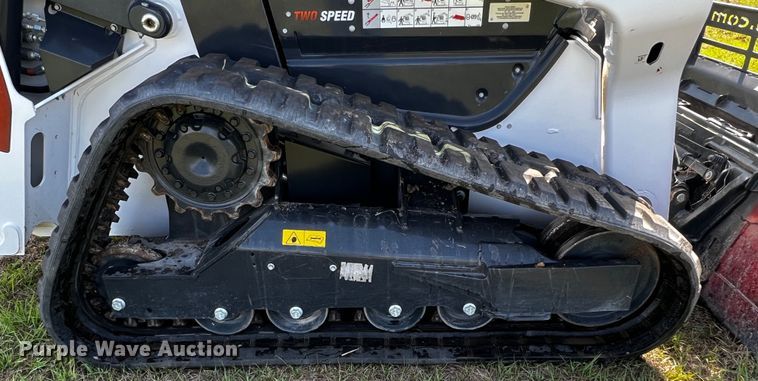 image for item MF9893 2022 Bobcat T76  tracked skid steer loader