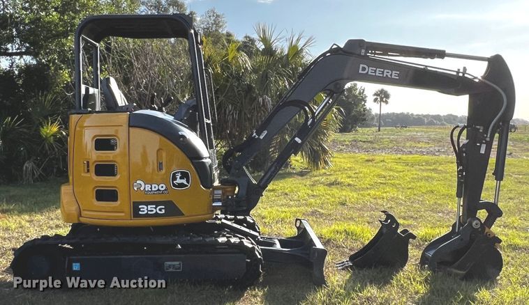 image for item MF9894 2022 John Deere 35G  mini excavator