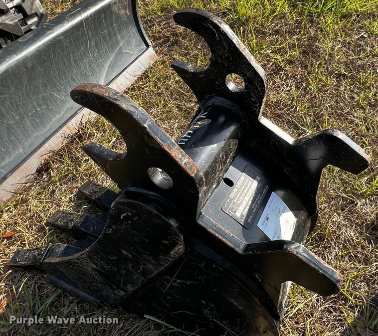 image for item MF9894 2022 John Deere 35G  mini excavator