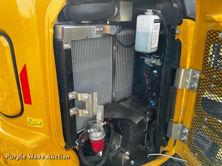 image for item MF9894 2022 John Deere 35G  mini excavator