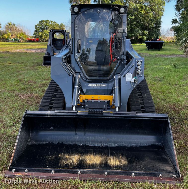 image for item MF9898 2022 John Deere 325G  tracked skid steer loader