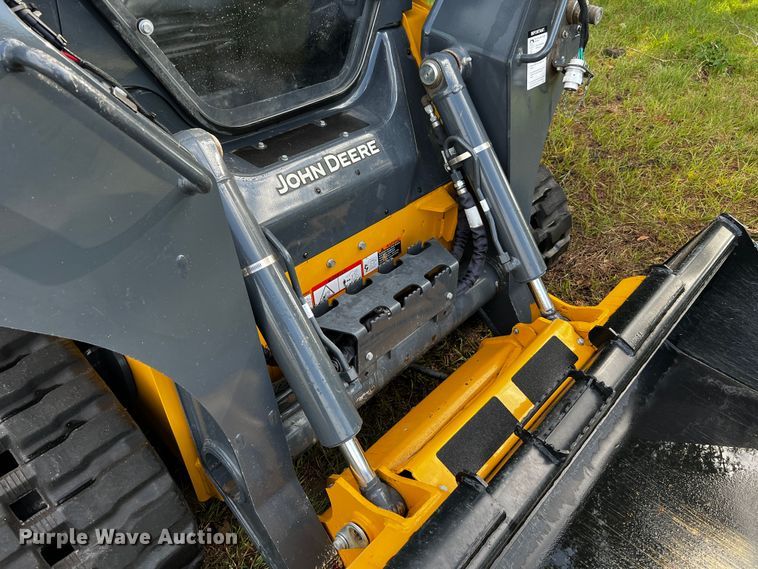 image for item MF9898 2022 John Deere 325G  tracked skid steer loader