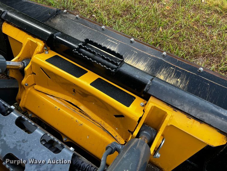 image for item MF9898 2022 John Deere 325G  tracked skid steer loader