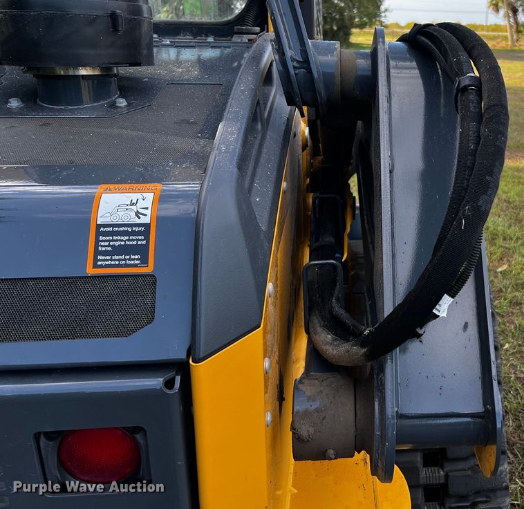 image for item MF9898 2022 John Deere 325G  tracked skid steer loader