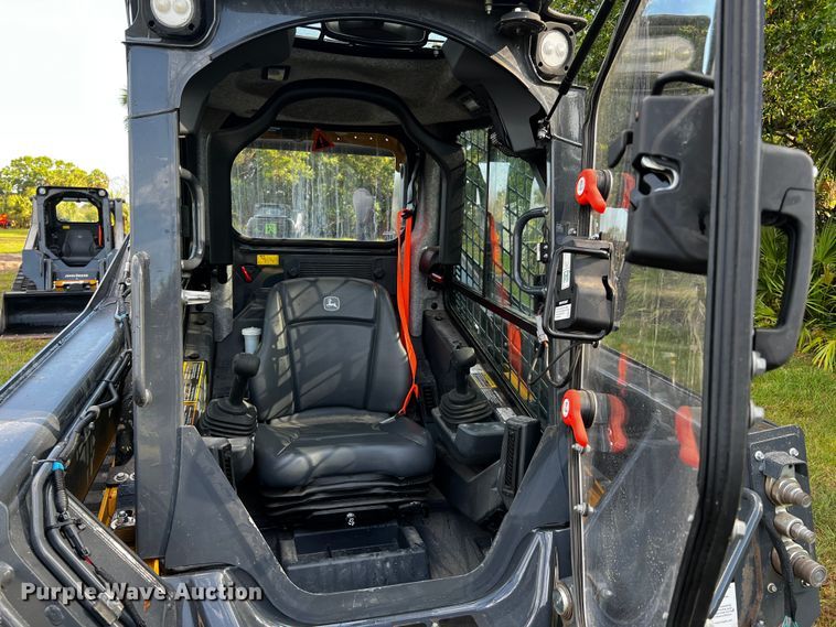 image for item MF9898 2022 John Deere 325G  tracked skid steer loader