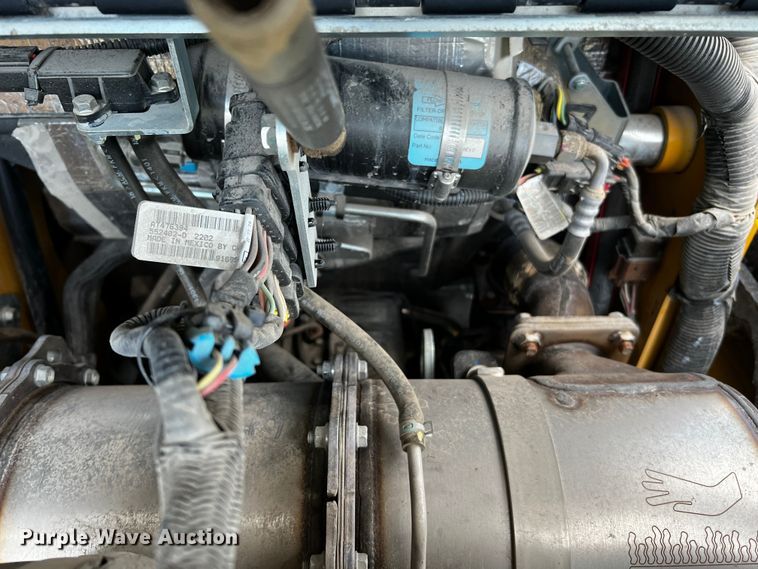 image for item MF9898 2022 John Deere 325G  tracked skid steer loader