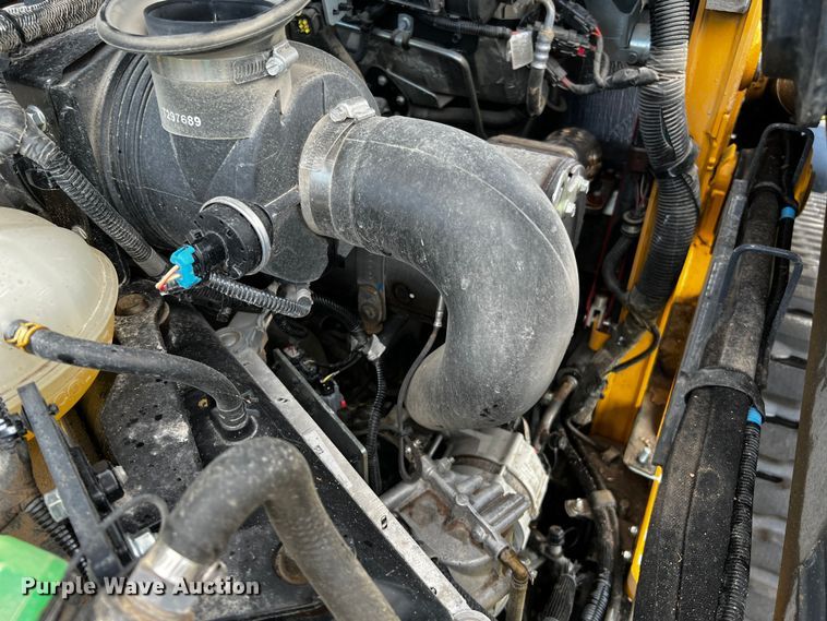 image for item MF9898 2022 John Deere 325G  tracked skid steer loader