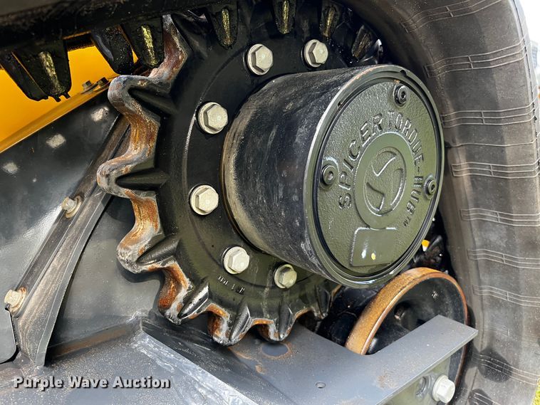 image for item MF9898 2022 John Deere 325G  tracked skid steer loader