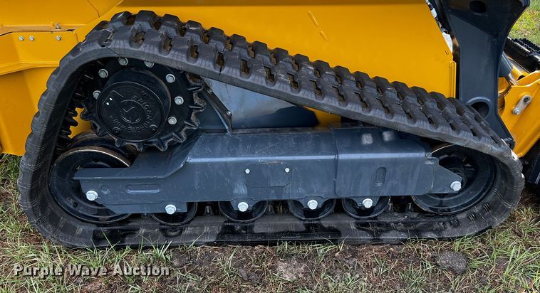 image for item MF9898 2022 John Deere 325G  tracked skid steer loader