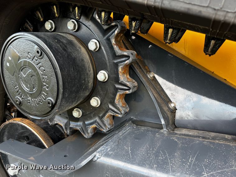 image for item MF9898 2022 John Deere 325G  tracked skid steer loader