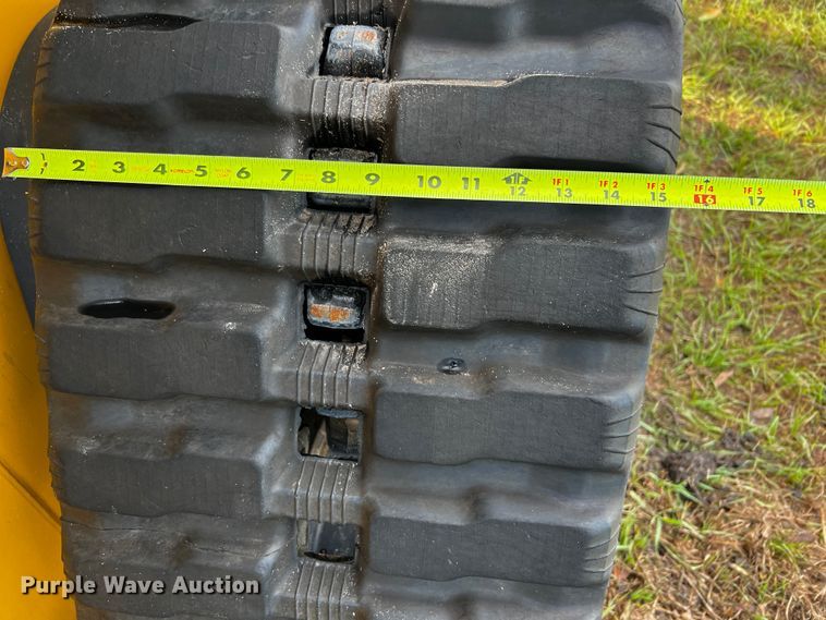 image for item MF9898 2022 John Deere 325G  tracked skid steer loader