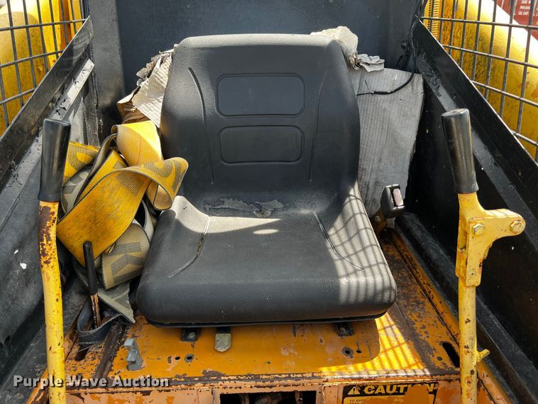 image for item MF9904 Mustang 2600R  skid steer loader