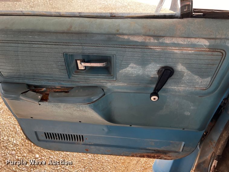 image for item MF9905 1978 Chevrolet C60  dump truck