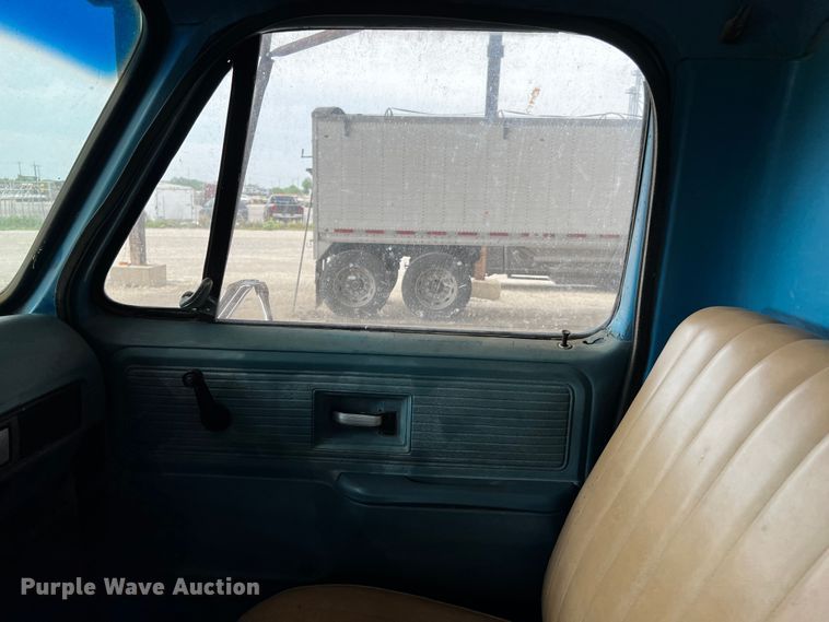 image for item MF9905 1978 Chevrolet C60  dump truck