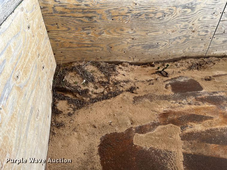 image for item MF9906 1985 Ford LTL9000  dump truck