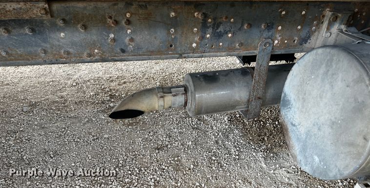 image for item MF9906 1985 Ford LTL9000  dump truck