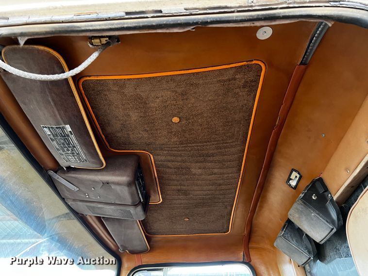 image for item MF9906 1985 Ford LTL9000  dump truck