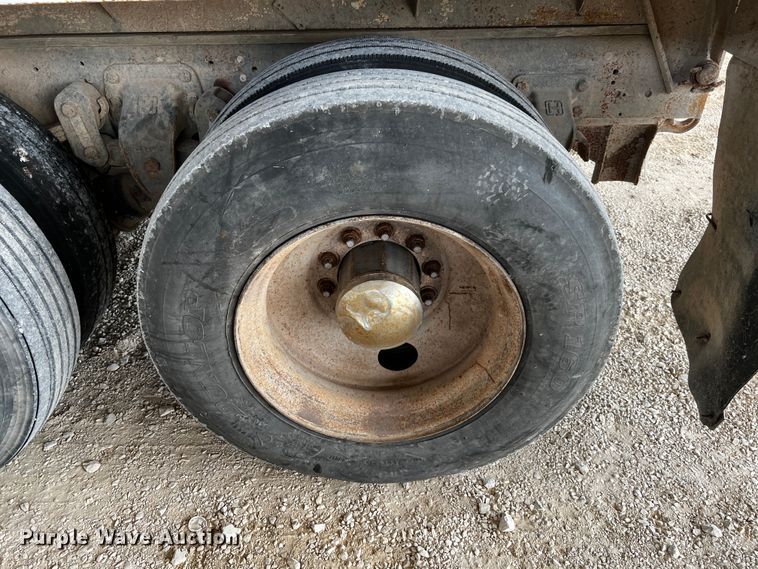 image for item MF9906 1985 Ford LTL9000  dump truck