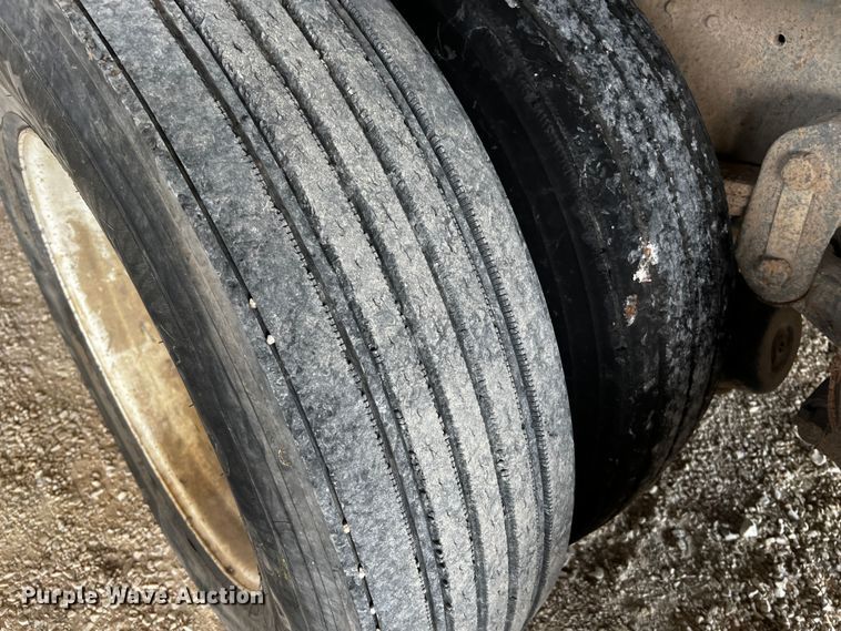 image for item MF9906 1985 Ford LTL9000  dump truck