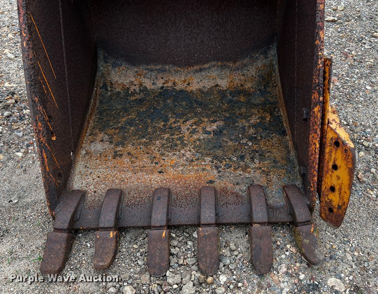 image for item MF9908 (2) 36" excavator buckets