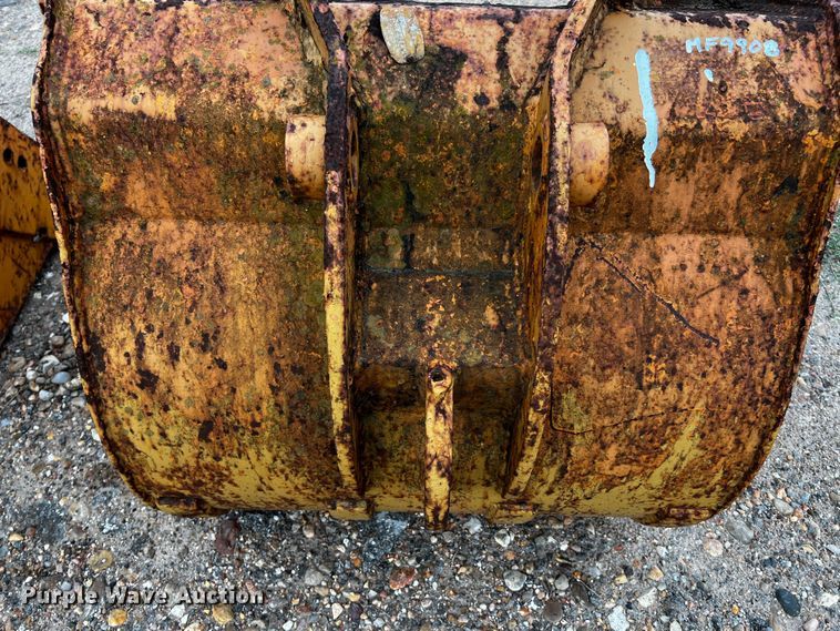 image for item MF9908 (2) 36" excavator buckets