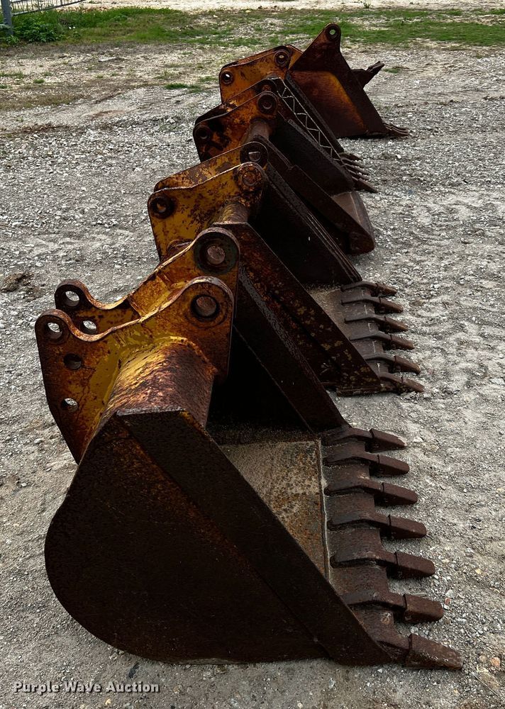 image for item MF9910 (6) backhoe buckets