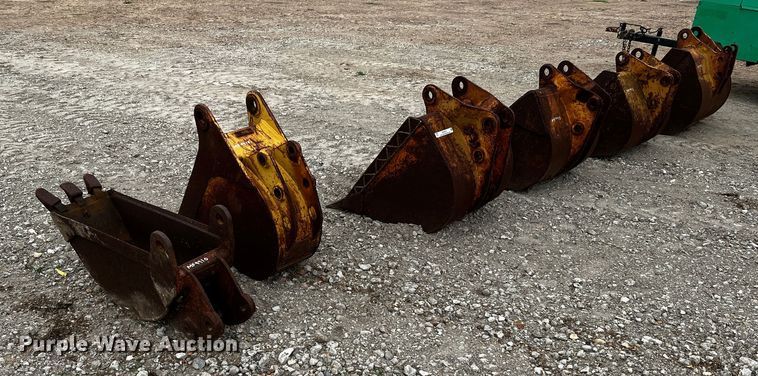 image for item MF9910 (6) backhoe buckets