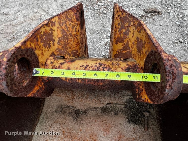 image for item MF9910 (6) backhoe buckets