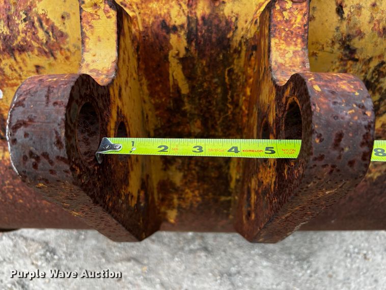 image for item MF9910 (6) backhoe buckets