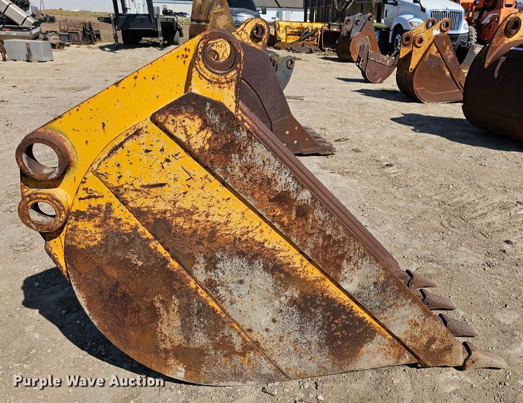 image for item MI9441 24" W excavator bucket