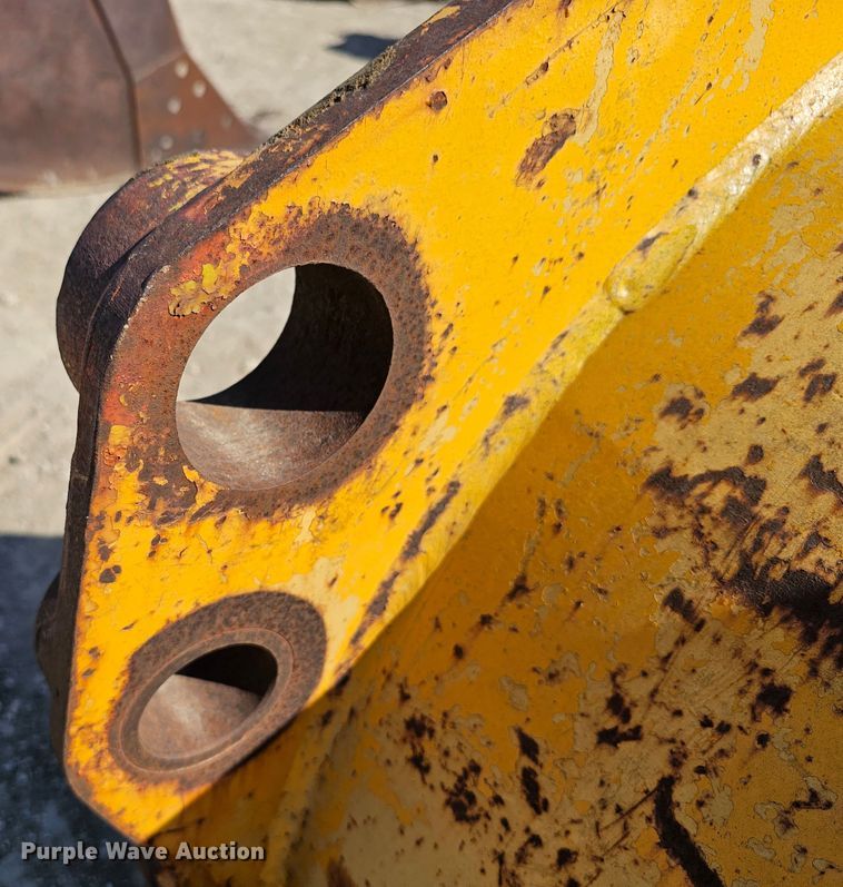 image for item MI9441 24" W excavator bucket