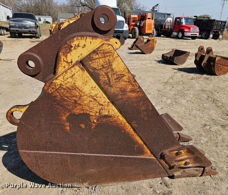 image for item MI9442 24" W excavator bucket
