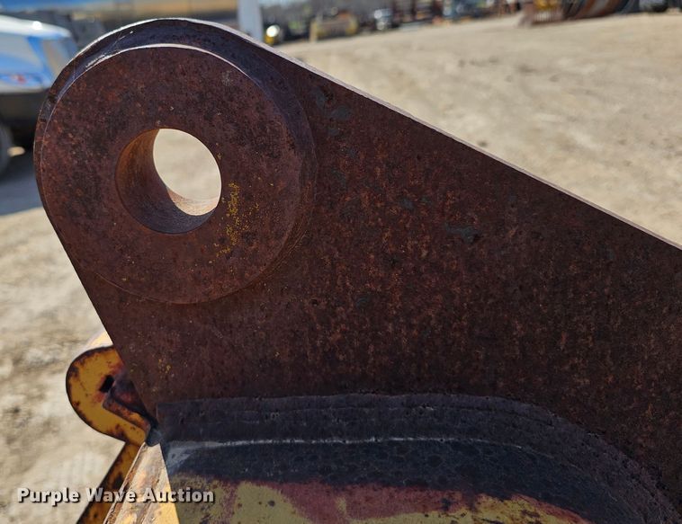 image for item MI9442 24" W excavator bucket