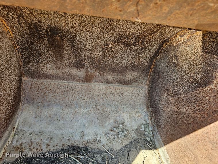 image for item MI9444 36" W excavator bucket